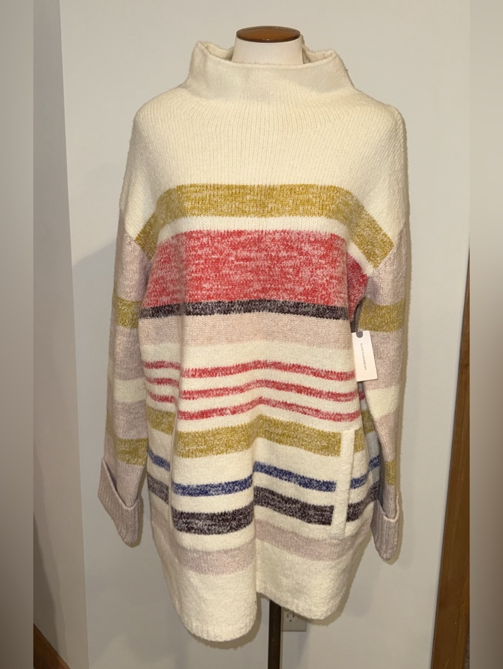 Anthropologie Striped Turtleneck Sweater in Cream & Red Size Medium NWT